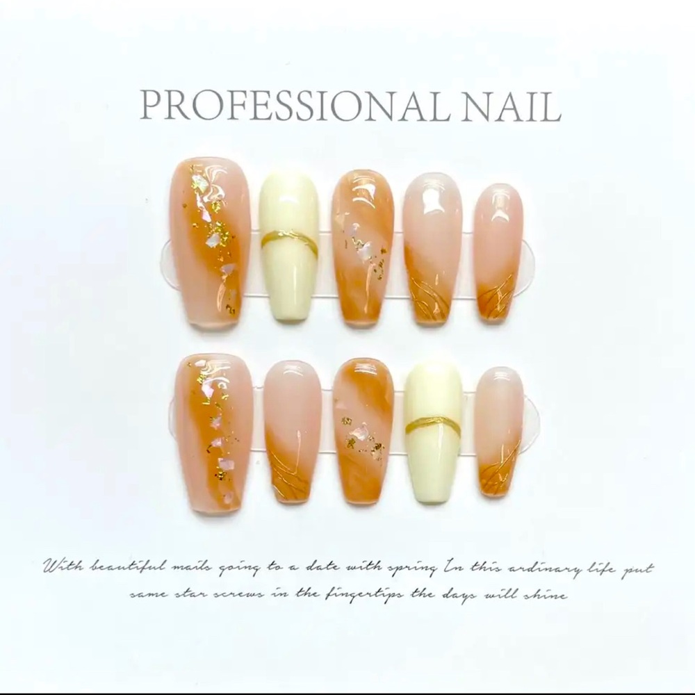Gorgeous Press-On Nails (10 pieces)